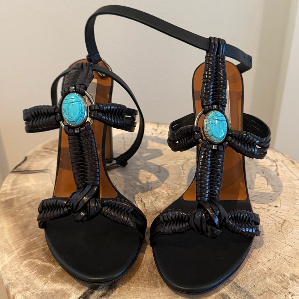 VALENTINO Scarab Sandals. Size 37 (7)